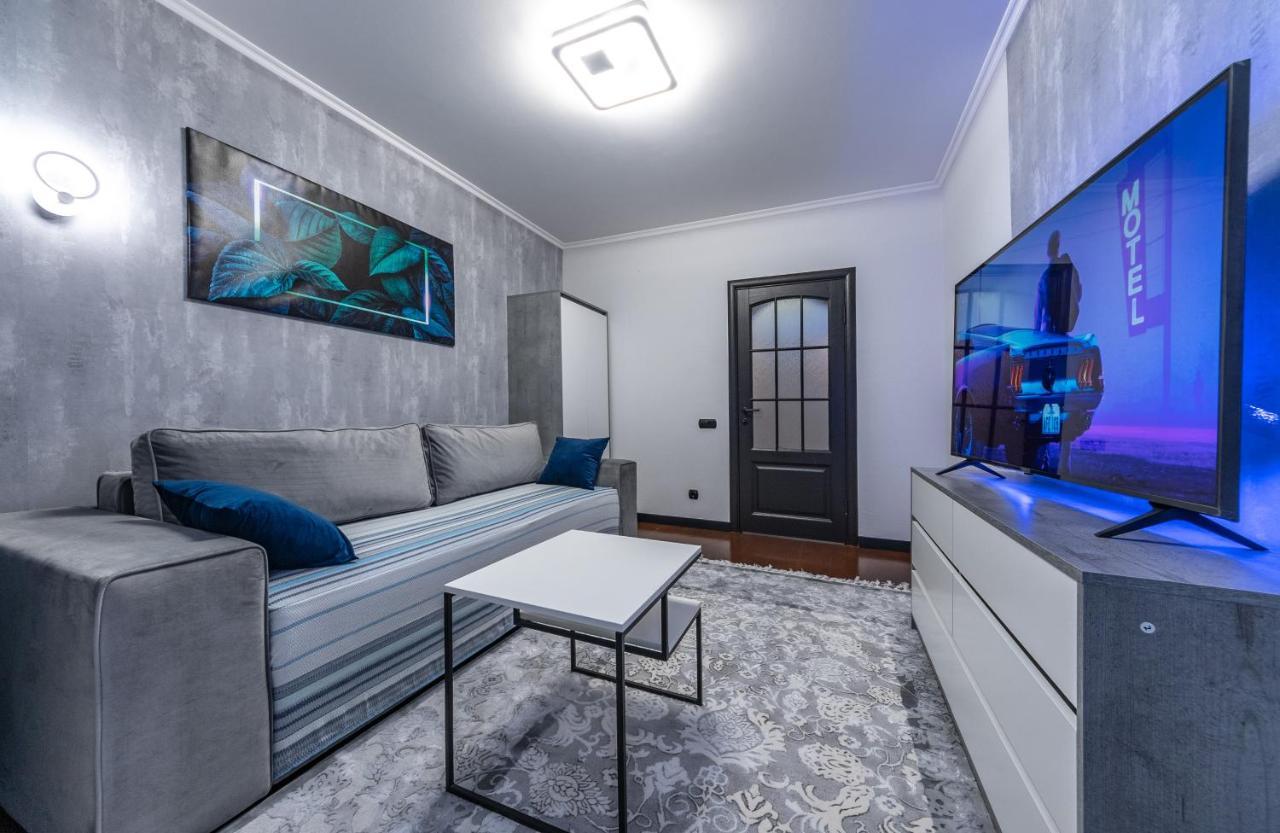 Modern 3 Bedroom Apartment 基輔 外观 照片