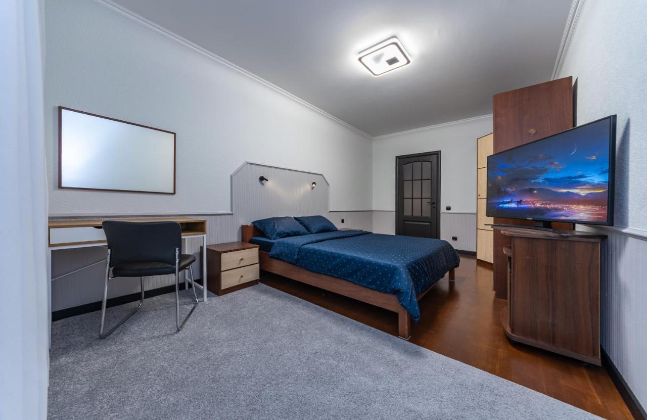 Modern 3 Bedroom Apartment 基輔 外观 照片