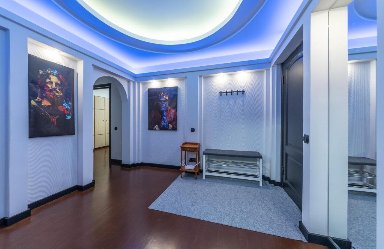 Modern 3 Bedroom Apartment 基輔 外观 照片