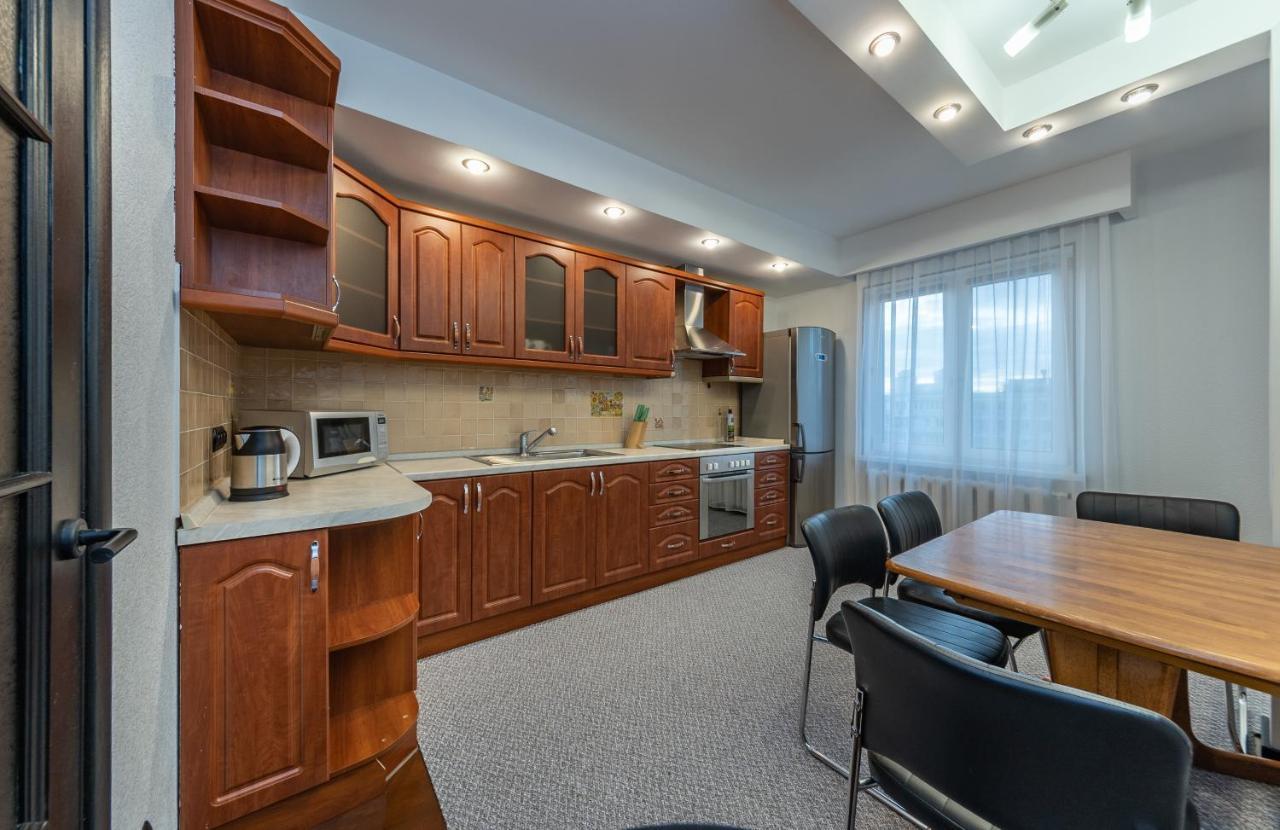 Modern 3 Bedroom Apartment 基輔 外观 照片